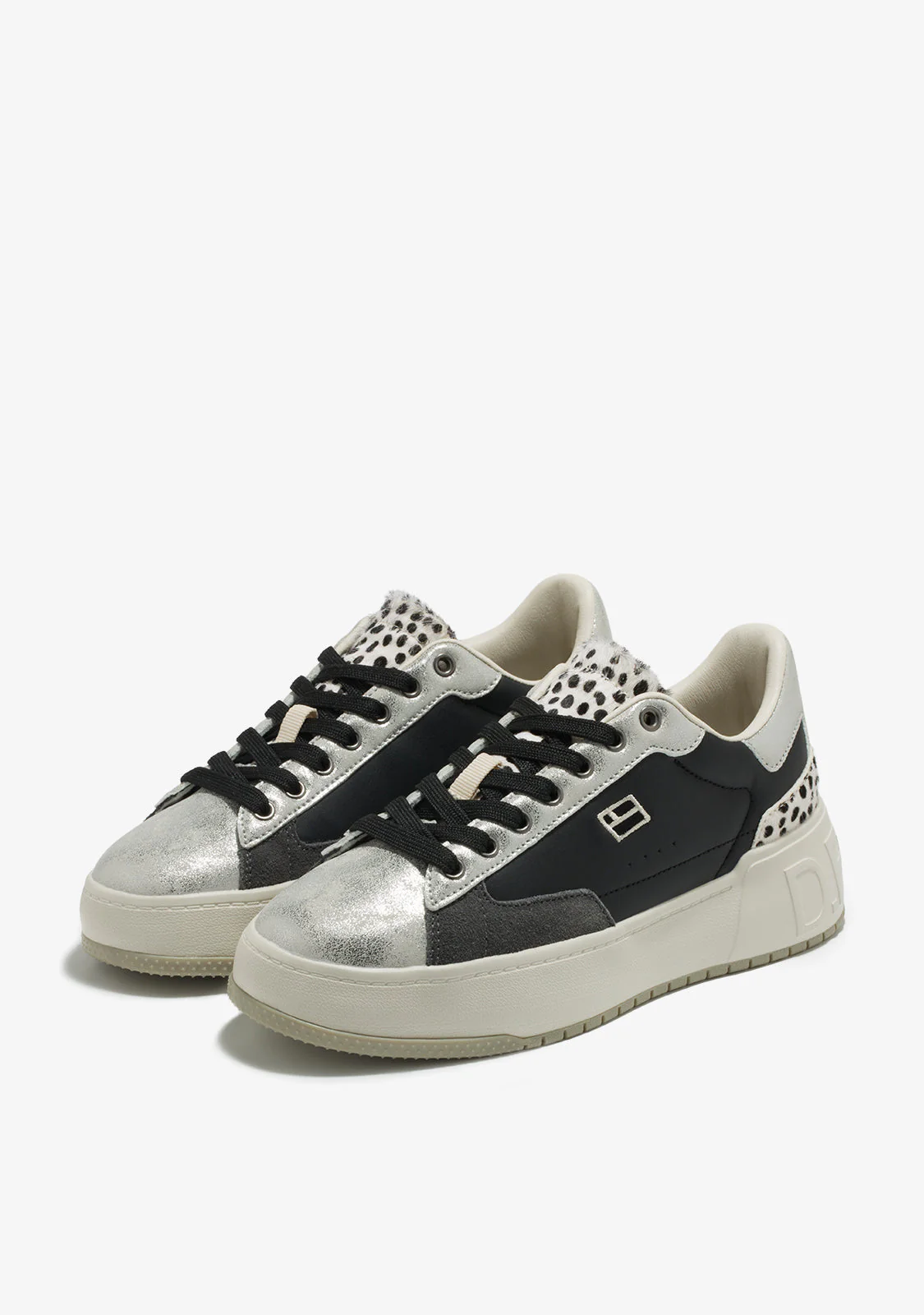 Court '74 Black / Dots - Image 2