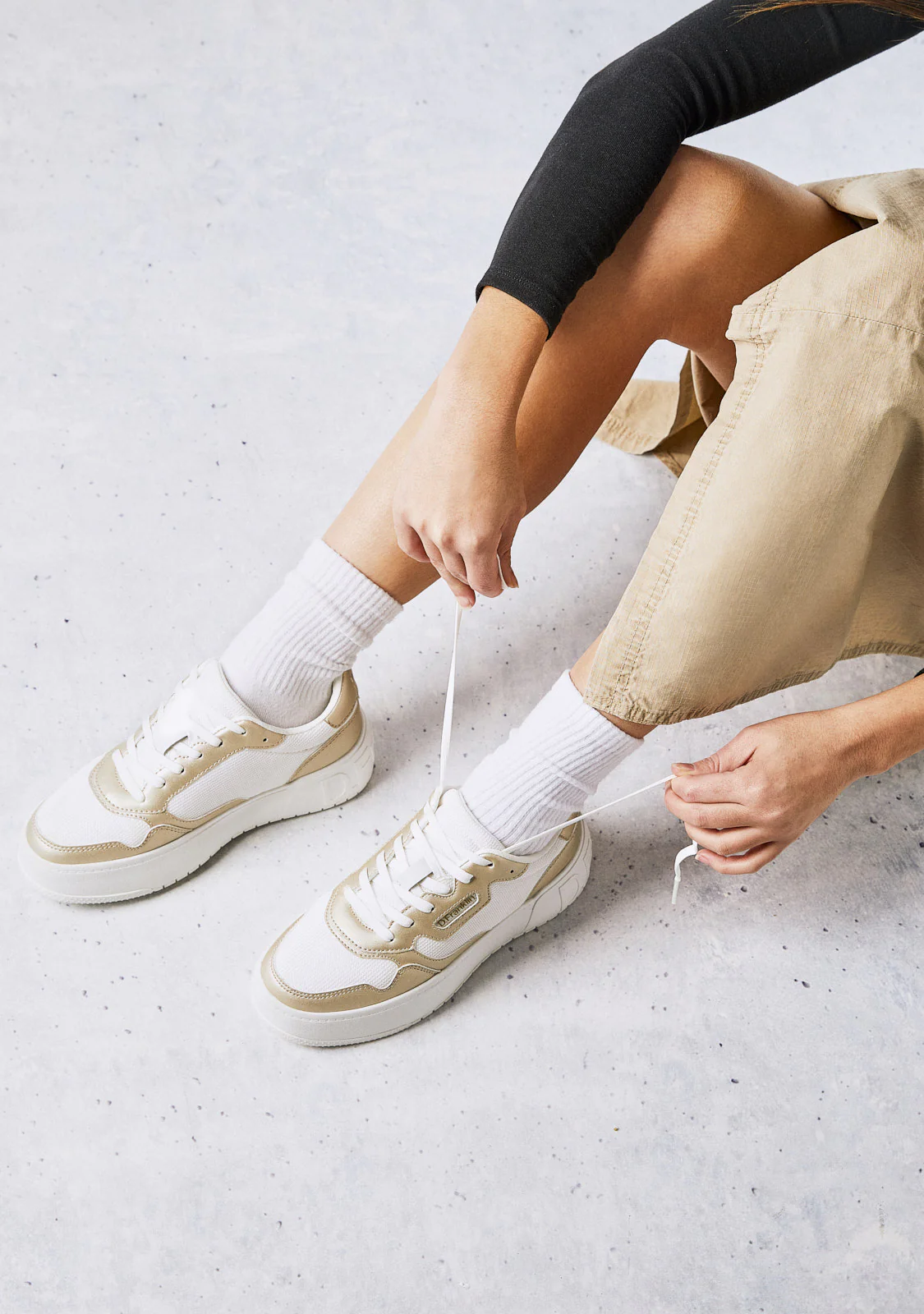 Court Basic Mesh Gold - Image 5