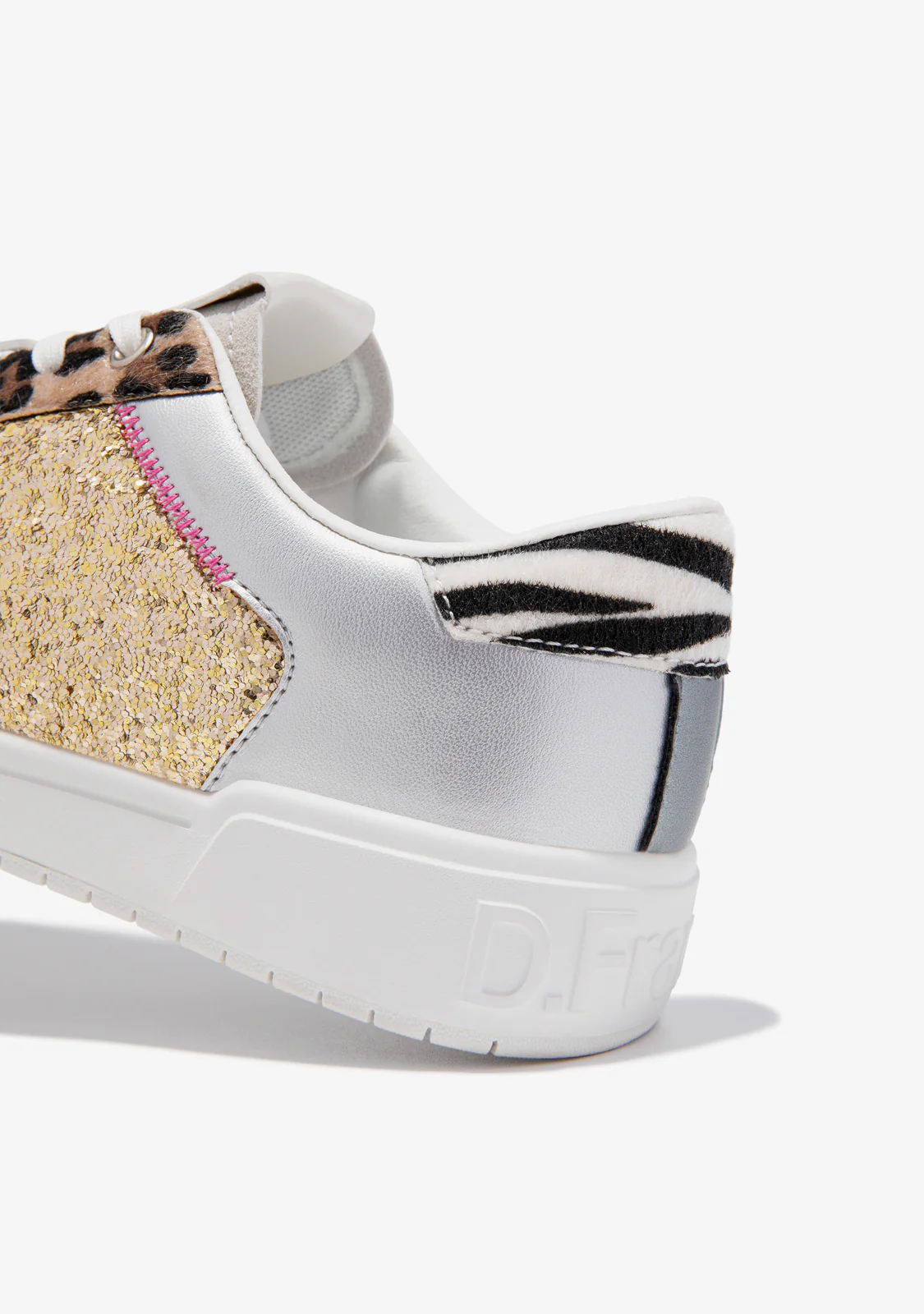 Court V2 Tennis Basic Glitter Gold Leo - Image 4