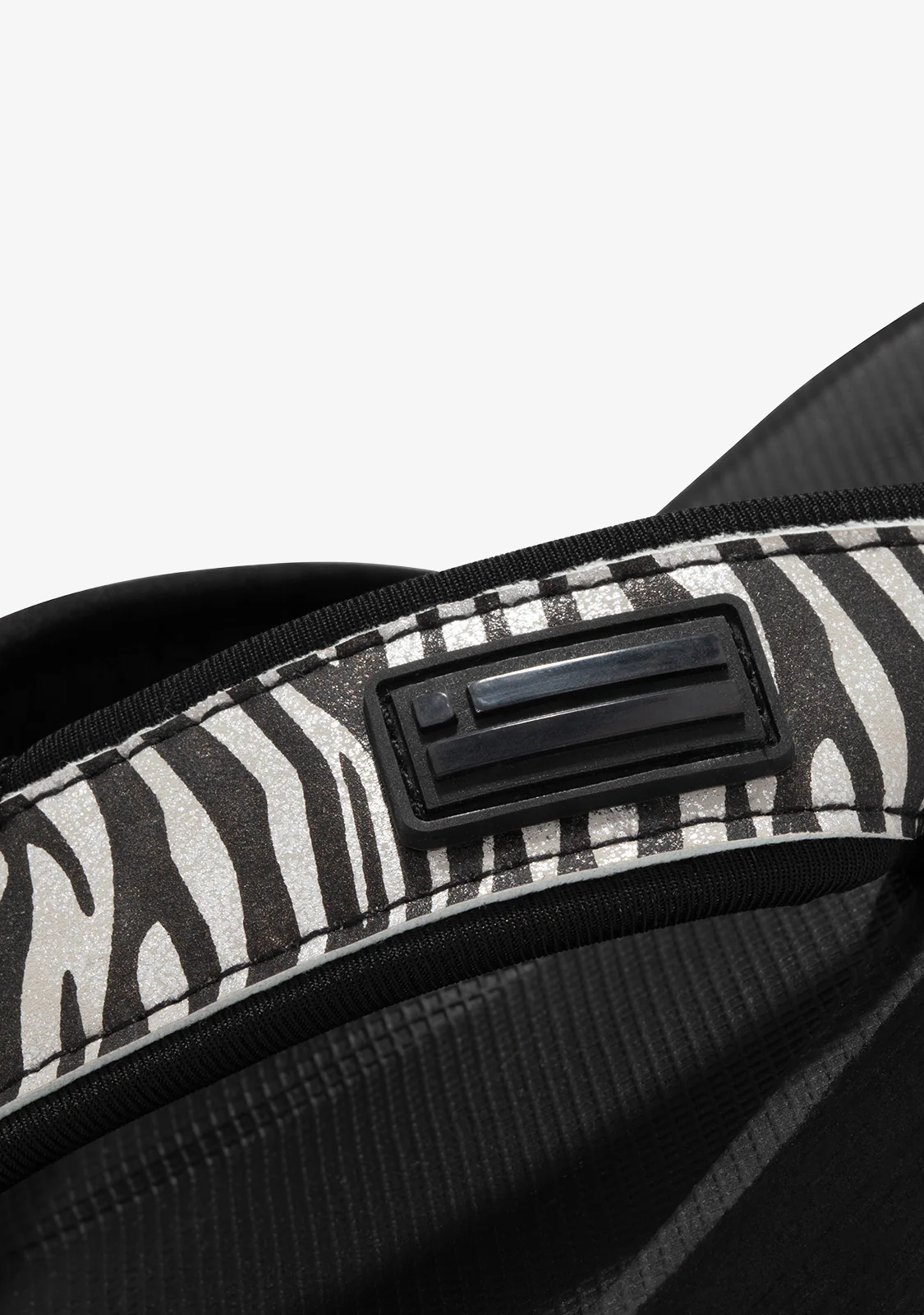 Forest Neo Slides Animal Print Black - Image 3