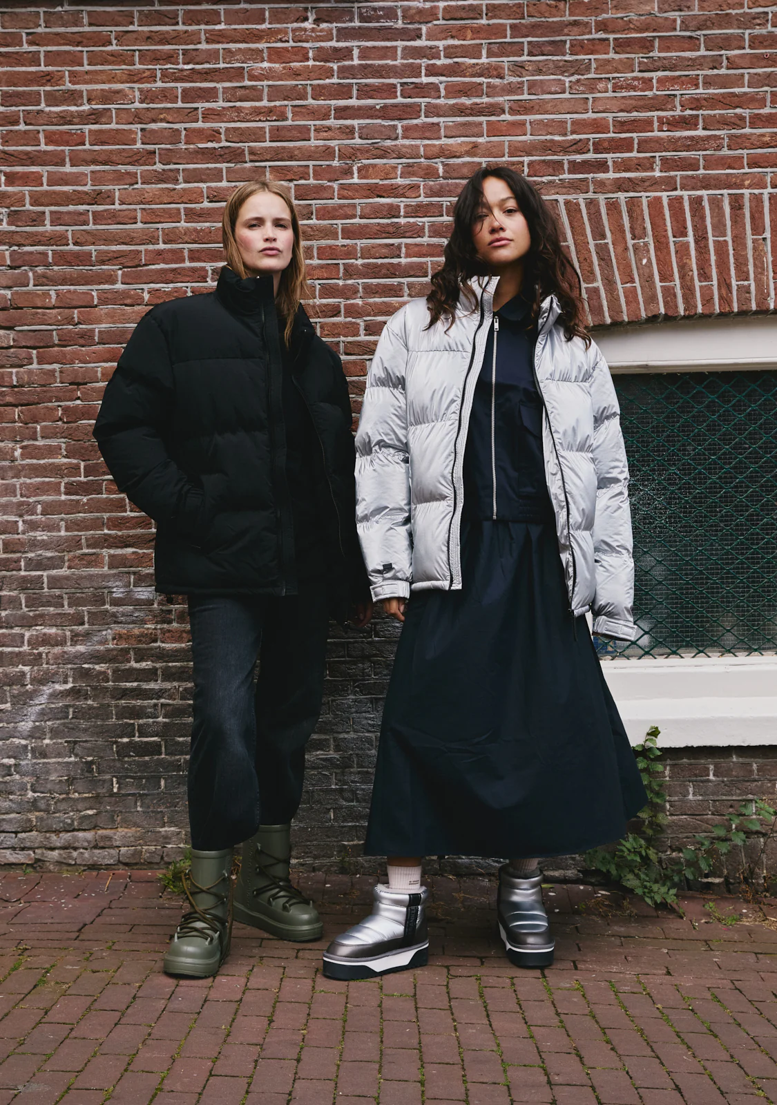 Puffer Jacket Light Grey - Image 9